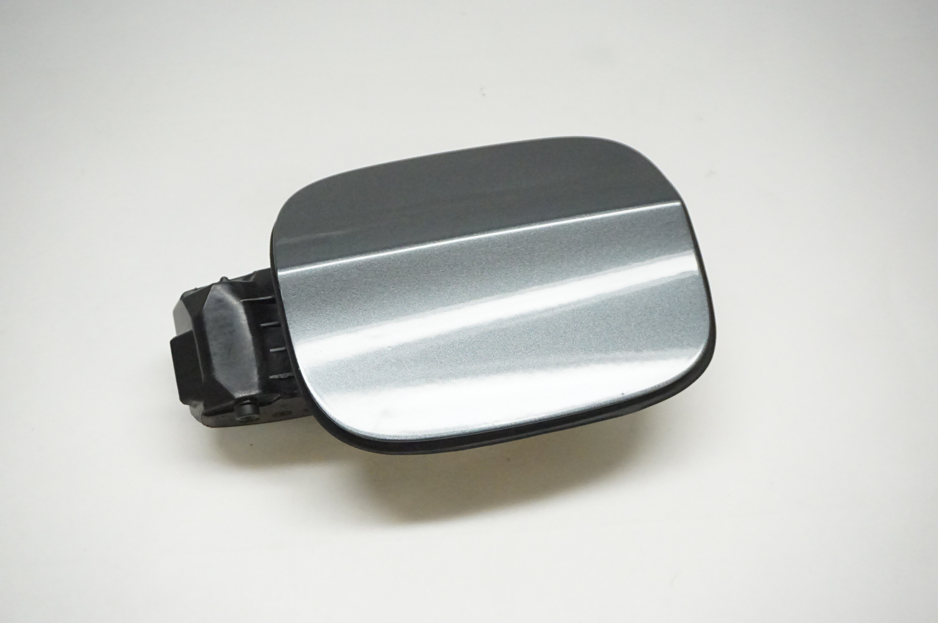 2009-2017 AUDI Q5 Fuel Tank Door Assembly LZ7S 8R0809907A