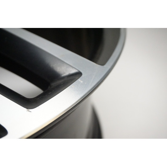 8R AUDI SQ5 Q5 BLACK 21