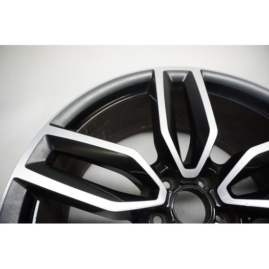 8R AUDI SQ5 Q5 BLACK 21