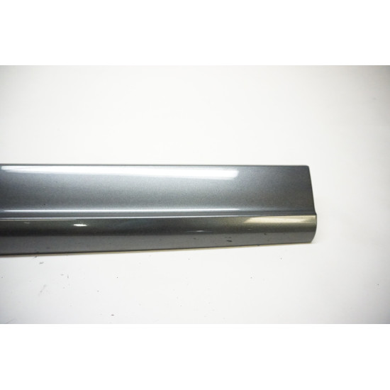 2014- 2017 AUDI SQ5 - FRONT PASSENGER Door Molding 8R0853960B