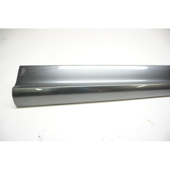 2014- 2017 AUDI SQ5 - FRONT PASSENGER Door Molding 8R0853960B