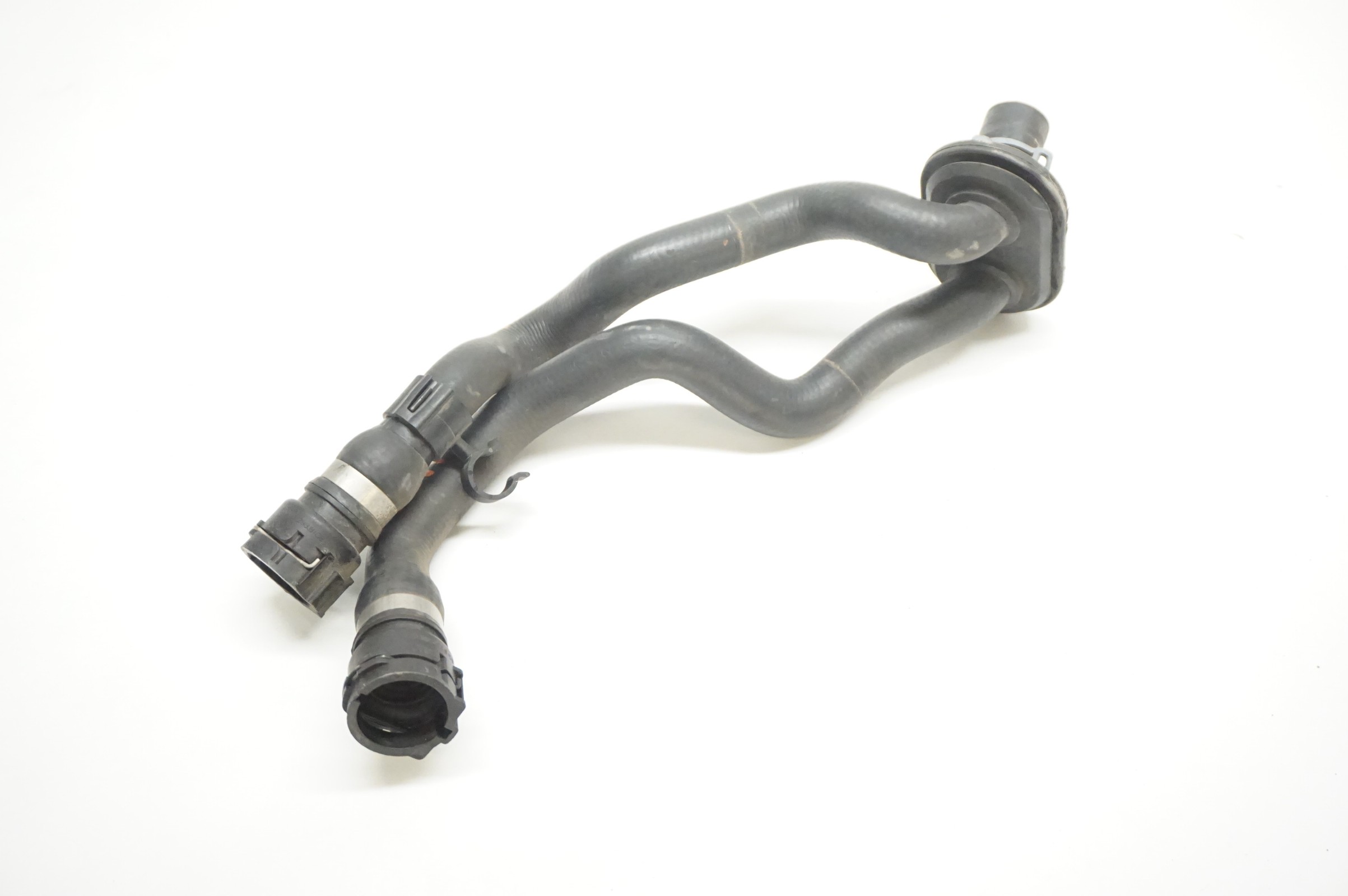 2013-2017 AUDI A5 2.0T Heater Core Coolant Hoses 8K1819350CK