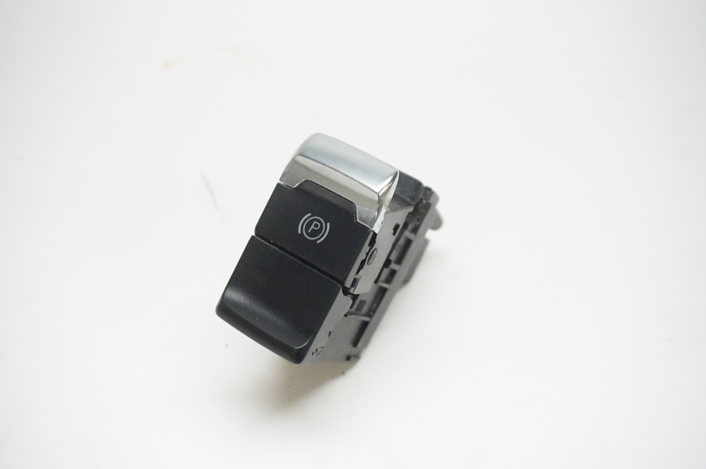 2013-2016 AUDI ALLROAD - Electric Parking Brake Button / Switch 8K1927225E