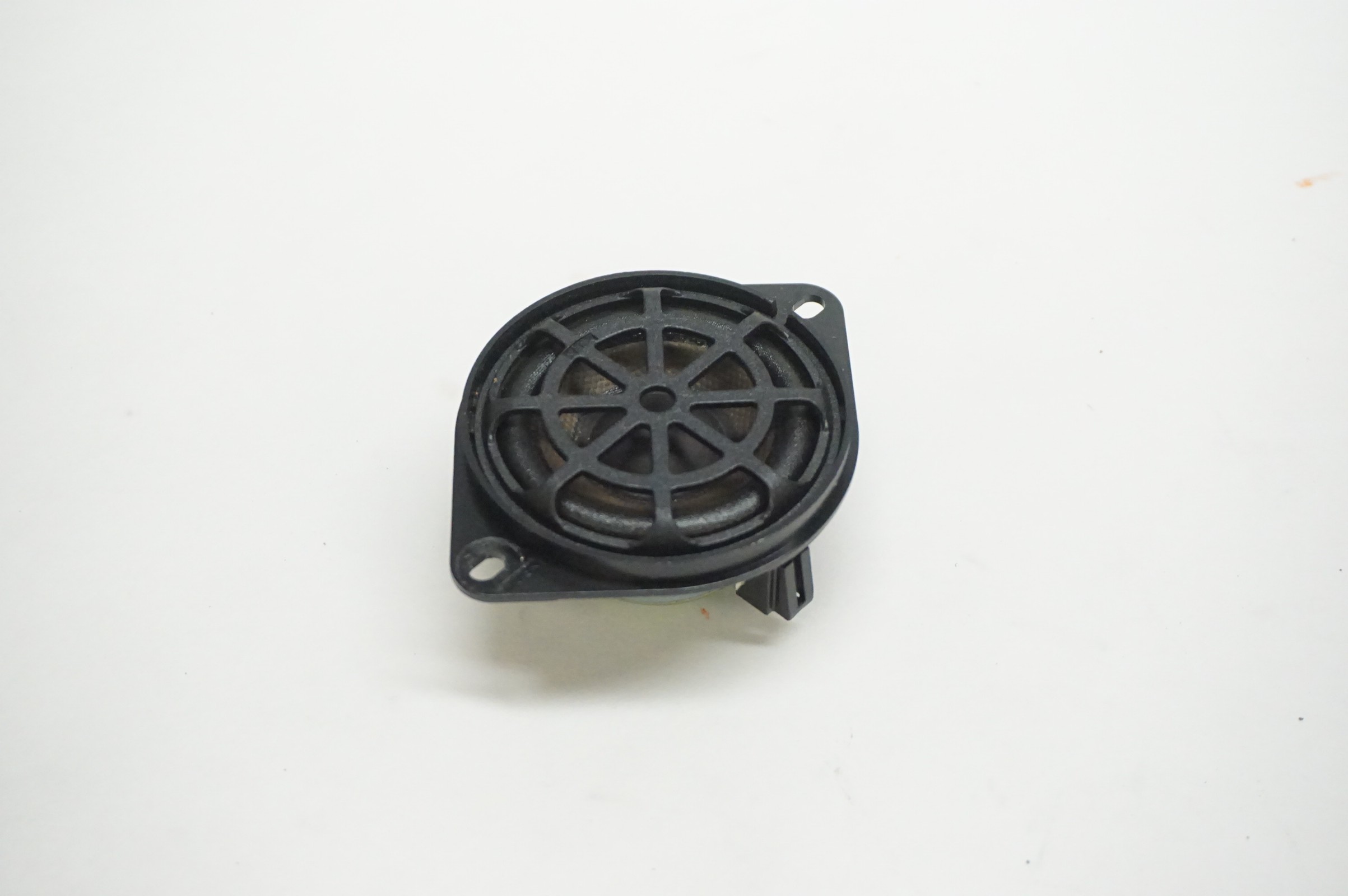 13-17 AUDI S5 Center Dash Speaker 8T0035397A B&O Audio