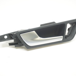2014-2017 AUDI SQ5 - REAR DRIVER SIDE INTERIOR DOOR HANDLE 8R0839019A