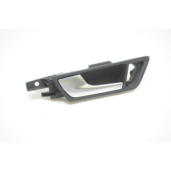 2014-2017 AUDI SQ5 - REAR DRIVER SIDE INTERIOR DOOR HANDLE 8R0839019A