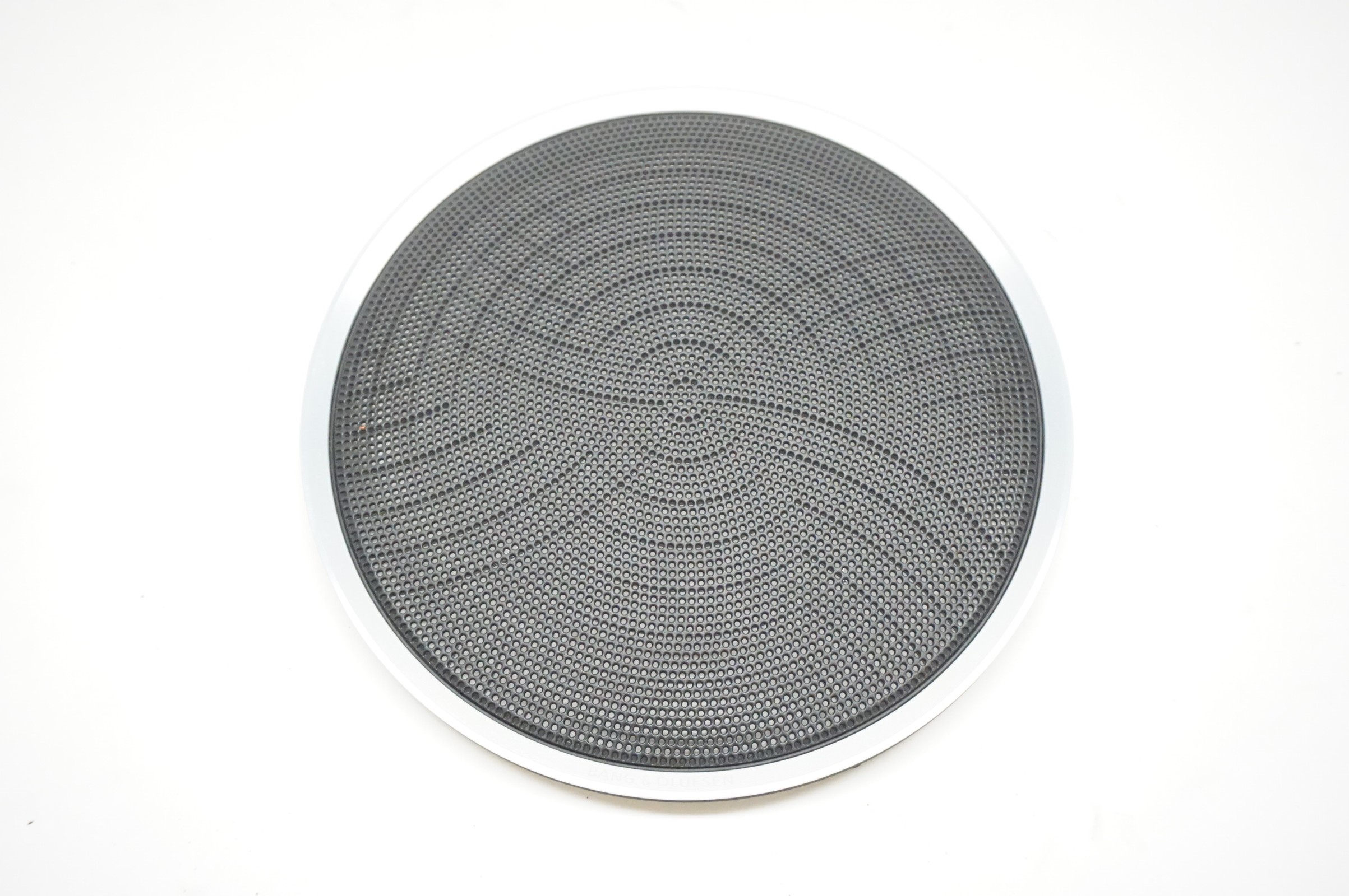 AUDI SQ5 - Passenger Door Panel Speaker Cover Bang Olufsen 2014-2017 8R0035420