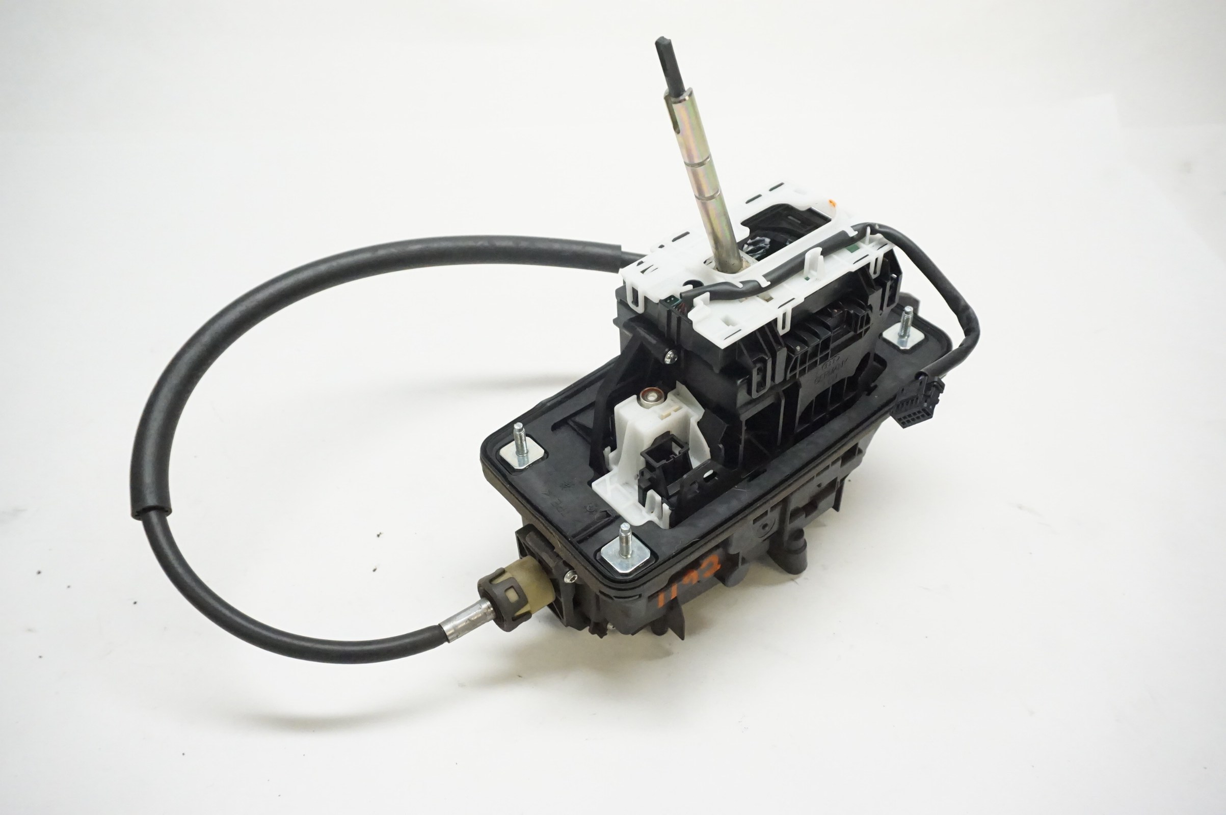 AUDI Q5 3.0L - Automatic Transmission Shifter Linkage 8R1 713 041 S
