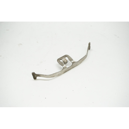 2010-2016 AUDI S4 Anti Rattle Clip Right 8K0615269A