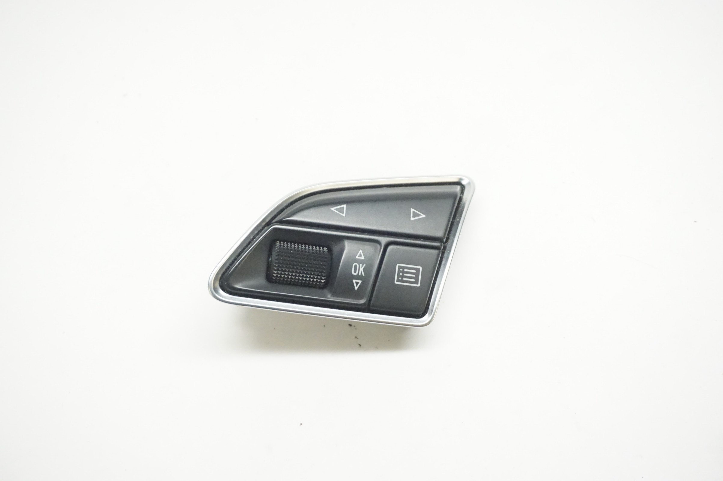 2013-2018 Audi A6 S6 3 Spoke Steering Wheel Switch 4G0951523D