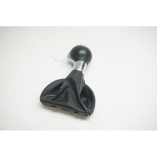 2010-2015 Audi TTS Shift Knob and Boot 8J1713139L
