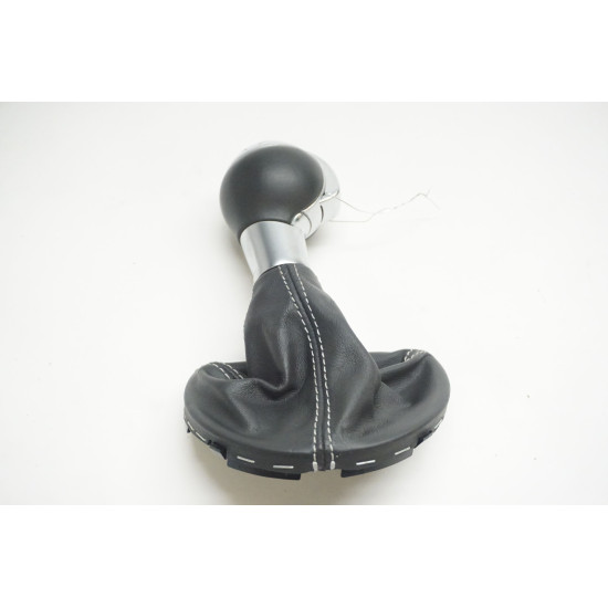 2010-2015 Audi TTS Shift Knob and Boot 8J1713139L