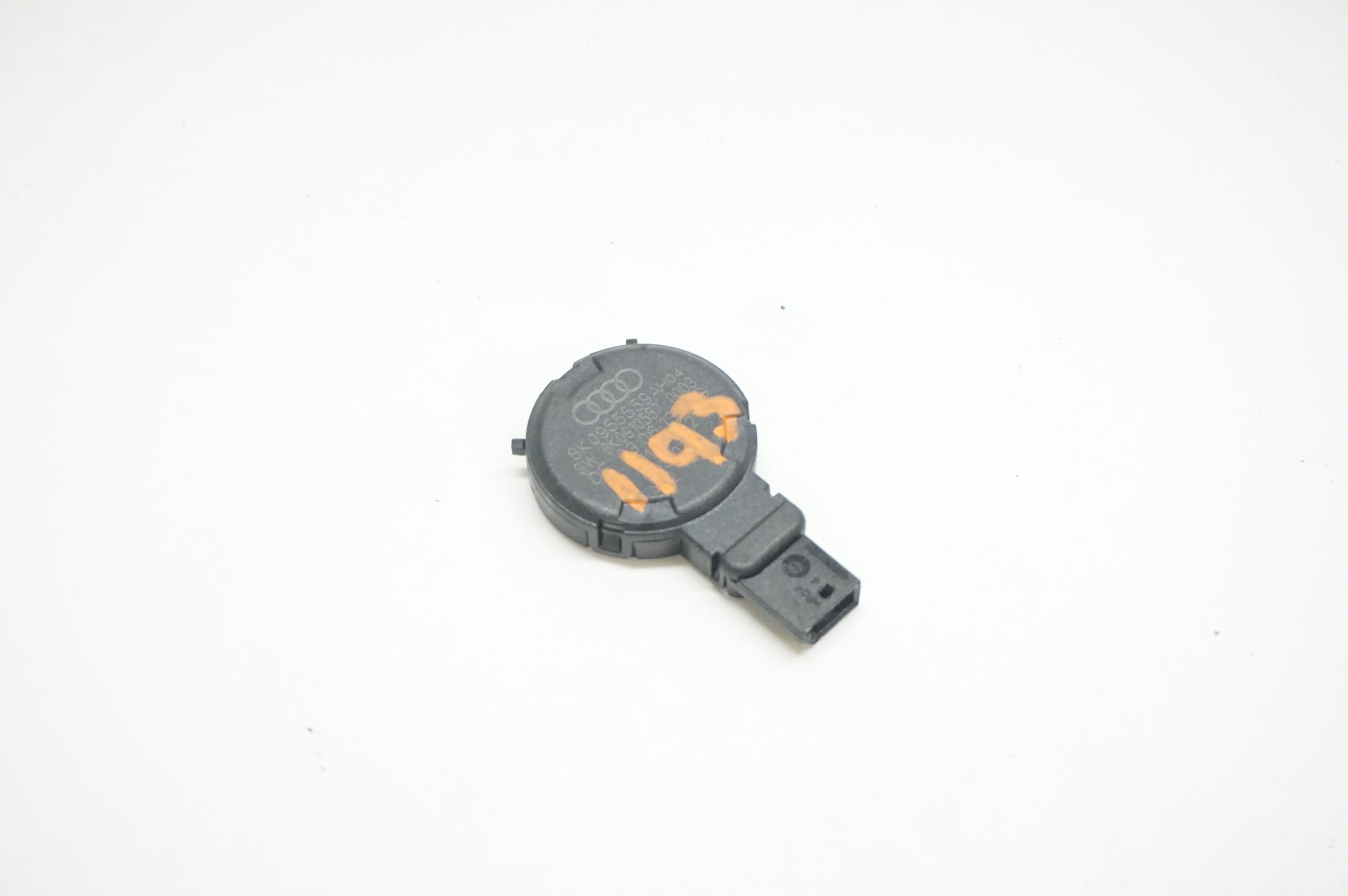 2010-2015 Audi TTS Auto Wiper Rain Sensor 8K0955559