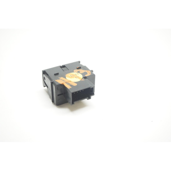2010-2015 Audi TTS Fuel Door / Trunk Release Switch 8P0959833A