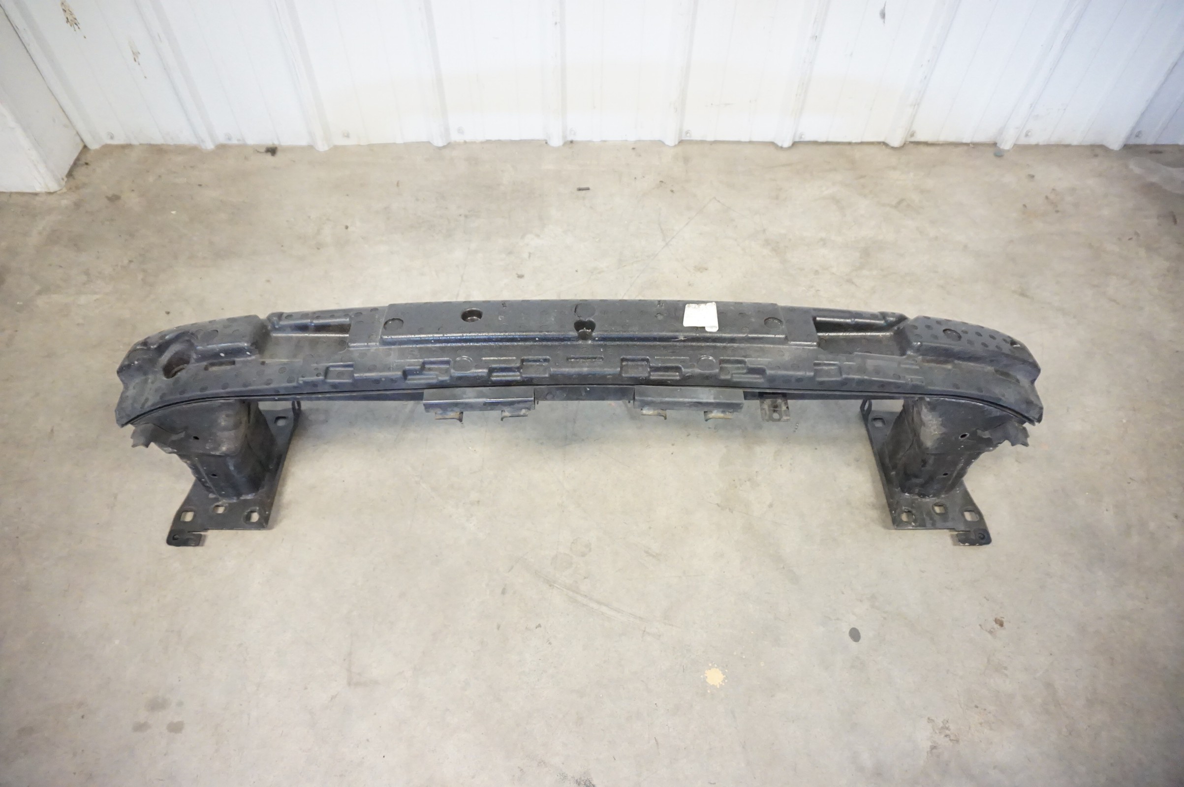 2017 Volkswagen Alltrack - Front Bumper Reinforcement Bar 5GM 807 109 A