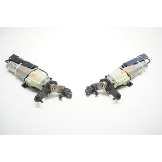 8R AUDI SQ5 Tailgate Lift Motor Set 8R0827852 8R0827851