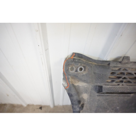 17-19 Volkswagen Alltrack Belly Pan Splash Shield 5Q0825901 17-19 Volkswagen Alltrack Belly Pan Splash Shield 5Q0825901