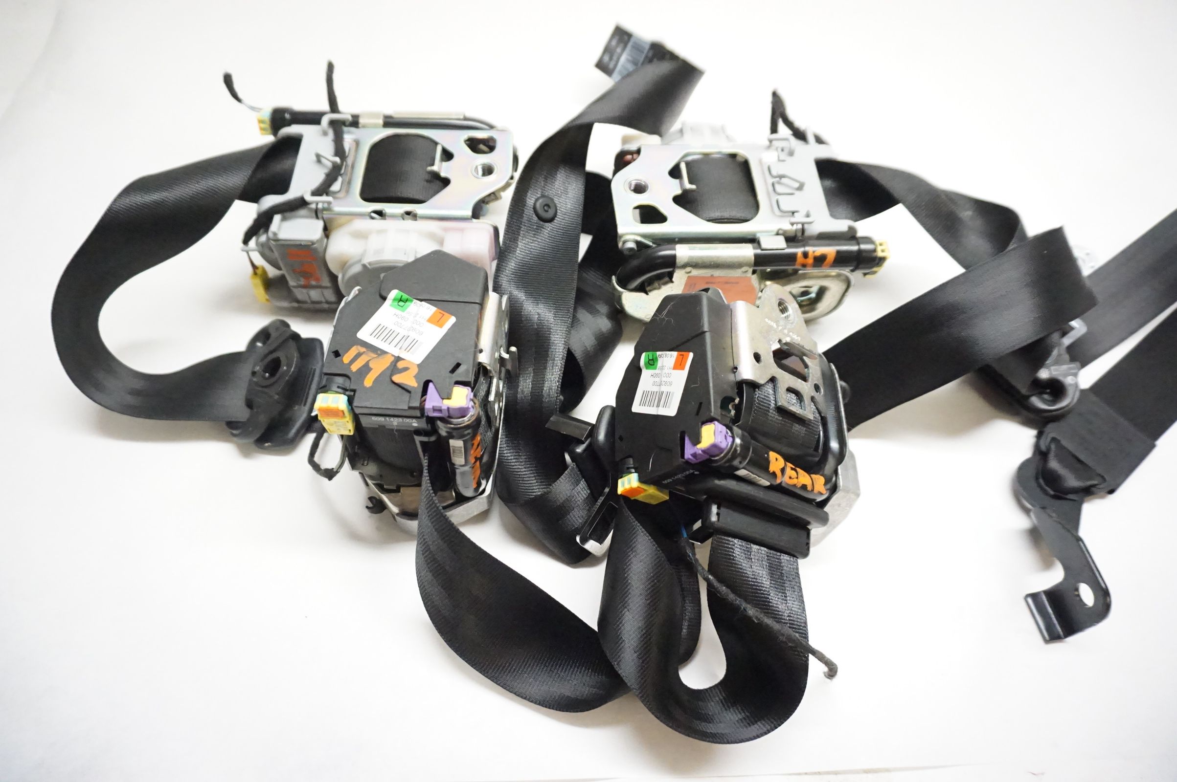 2013-2017 AUDI SQ5 Seat Belt Set 8R1857705N 8R1857706M 8R0857805J