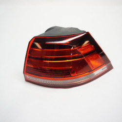 2018 2019 Volkswagen Alltrack Passenger Quarter Brake Light Tail Lamp 5GM945096F