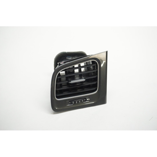 2017-2019 Volkswagen Golf Alltrack Left Dash Heat AC Vent 5GM819703 2017-2019 Volkswagen Golf Alltrack Left Dash Heat AC Vent 5GM819703