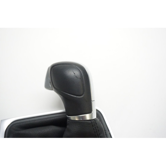 Volkswagen Golf Alltrack Transmission Shifter Knob and Boot 5G1713203J Volkswagen Golf Alltrack Transmission Shifter Knob and Boot 5G1713203J