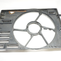 2017-2019 Volkswagen Alltrack Fan Shroud 5QM121205D CRACKED