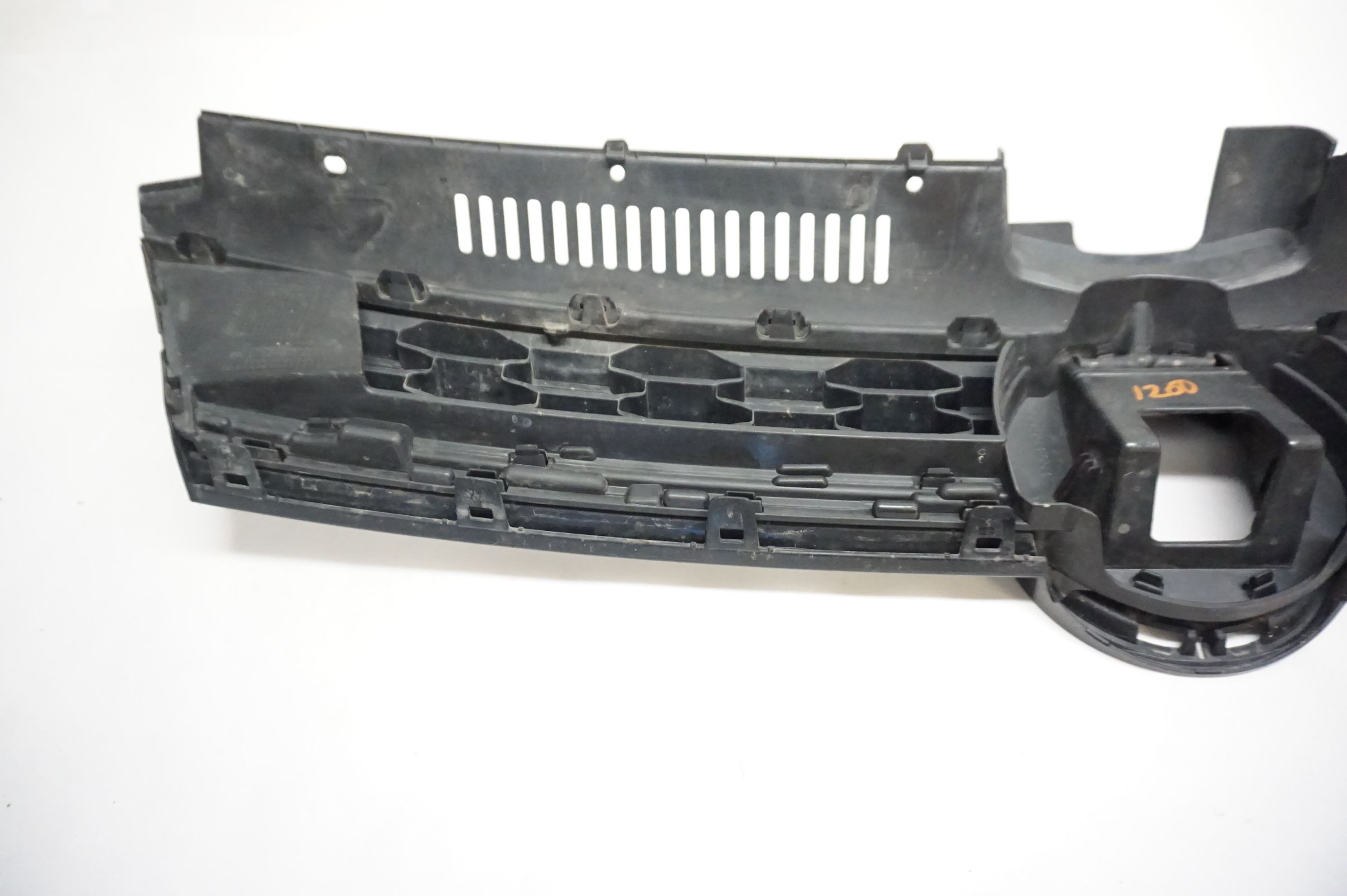 2018 2019 Volkswagen Alltrack Front Bumper Grille 5G0853651DA