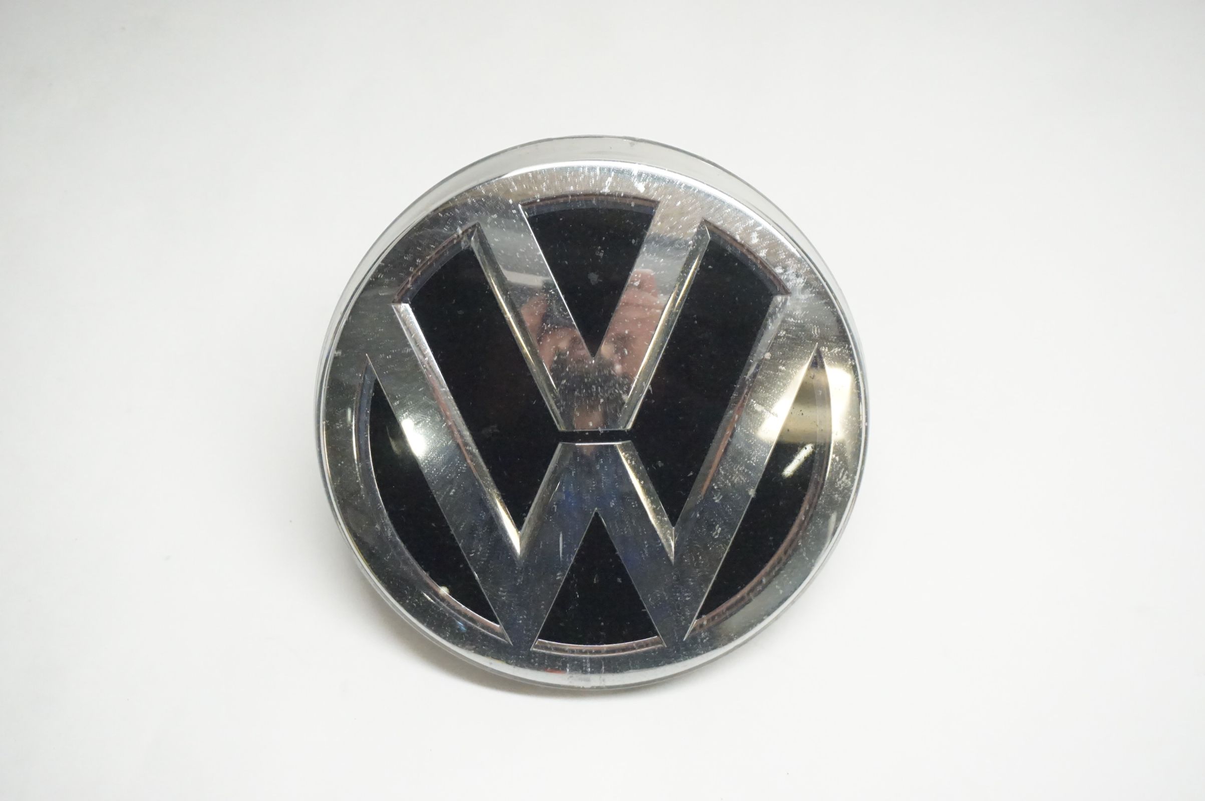 2017-2019 Volkswagen Golf Alltrack Bumper Grille Emblem 3G0853601A