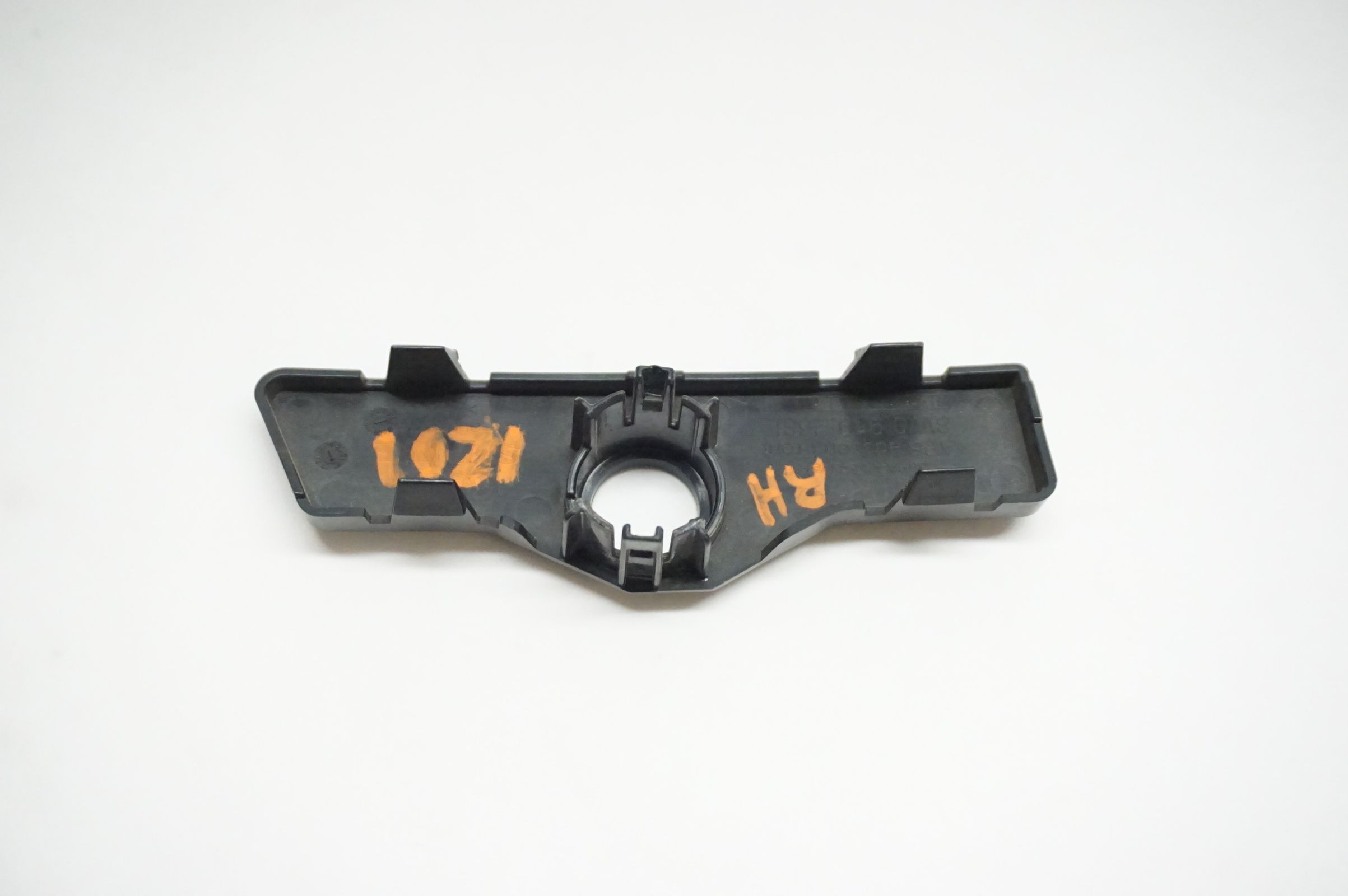 2021-2024 Audi A4 S Line - Right Grille Parking Sensor Bracket 8W0919268L