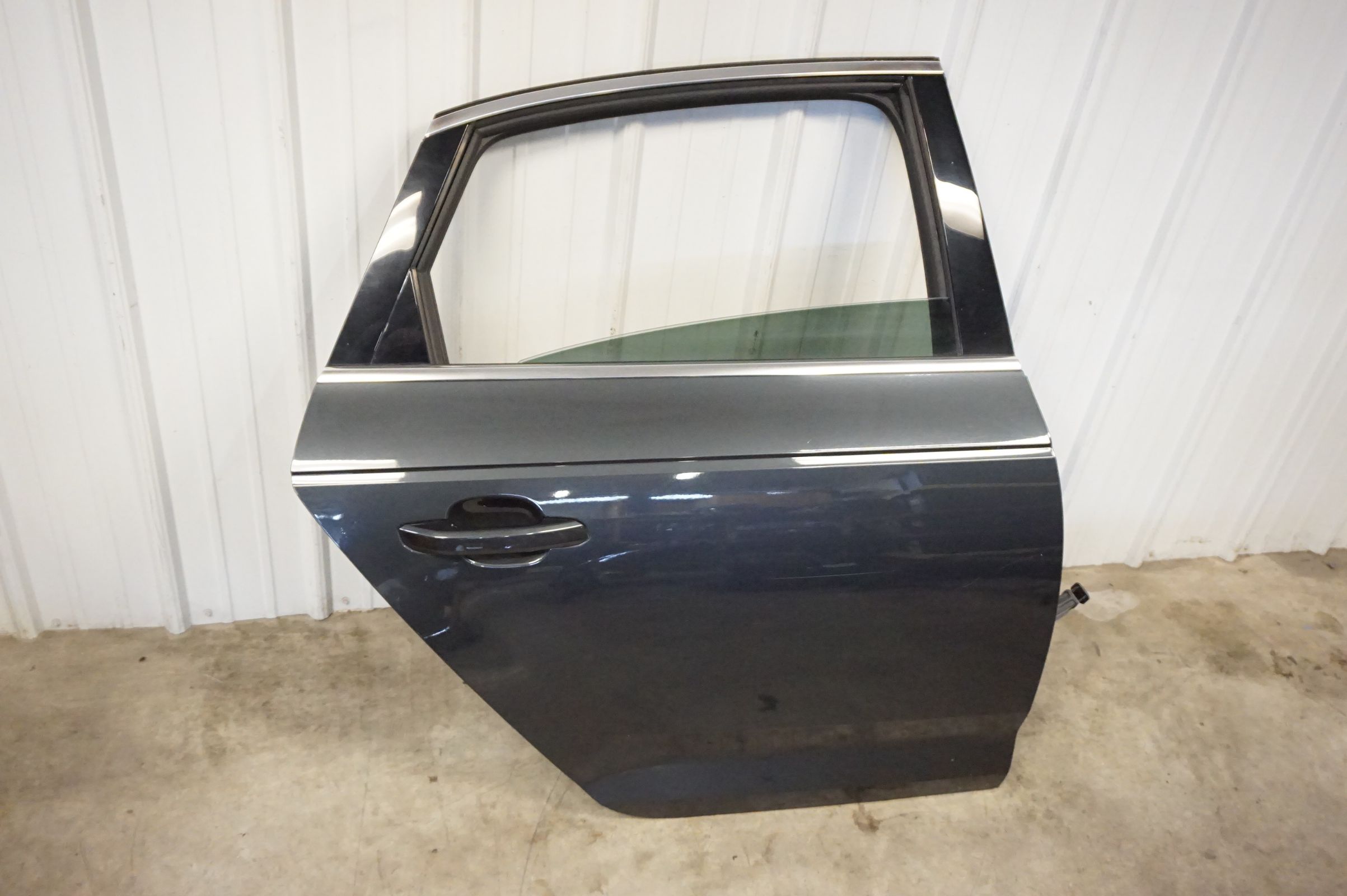 2017-2019 Audi A4 Rear Passenger Side Door 8W5833052C